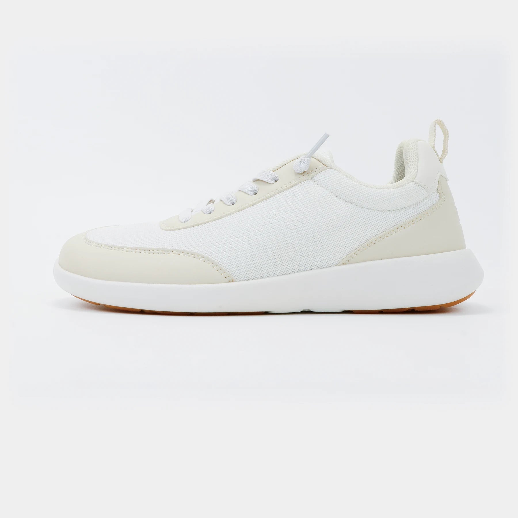 Footle Mesh in Beige · Side view