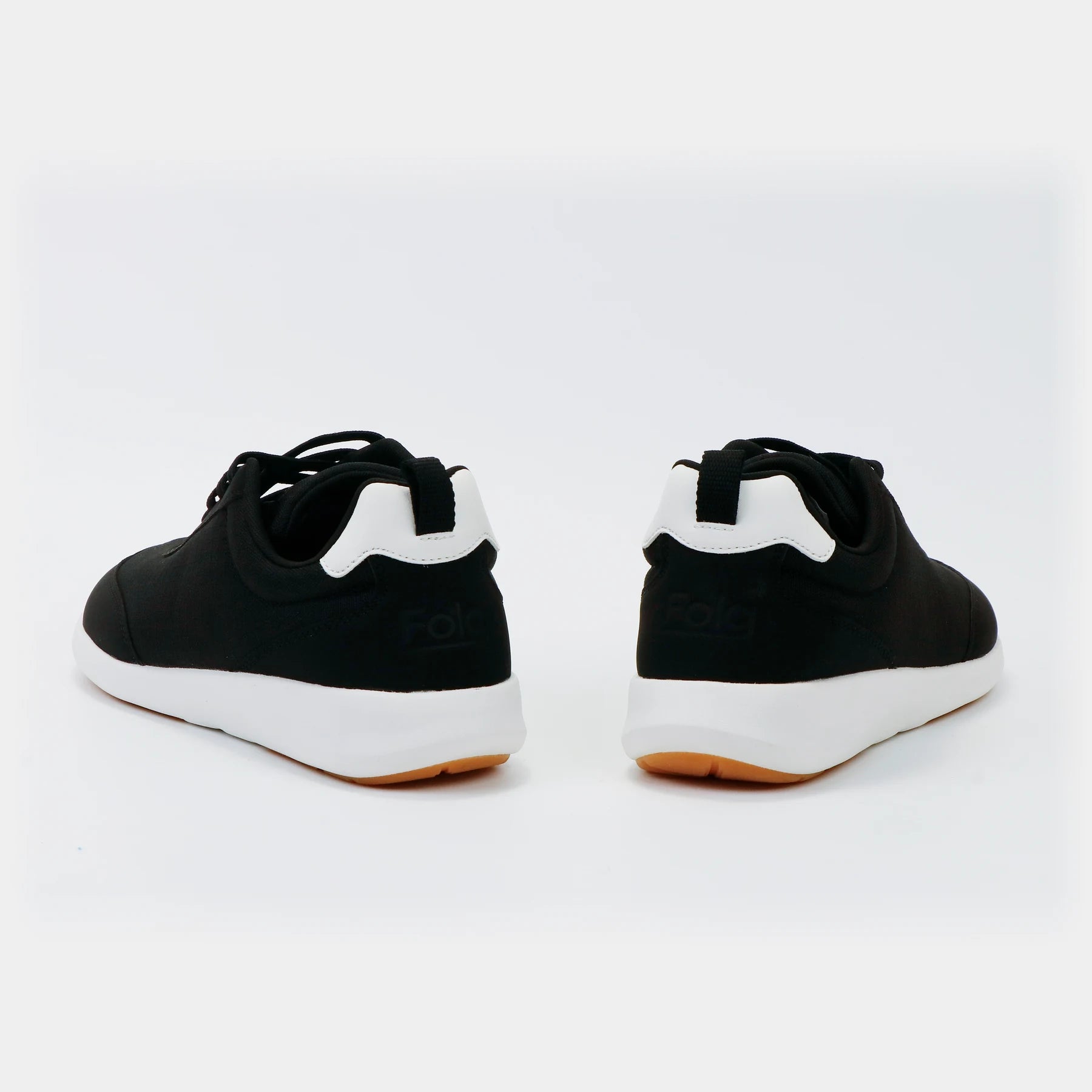 Footle Mesh in Black · Heel